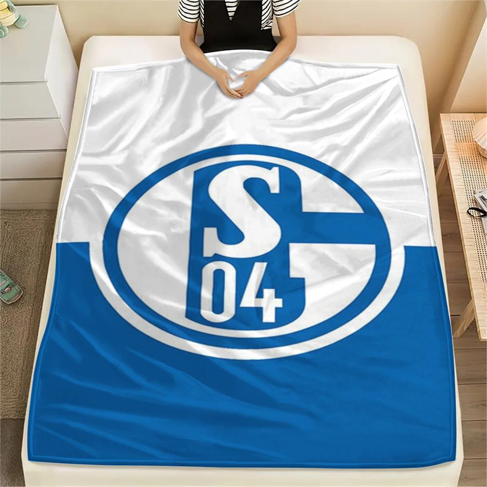 1pc FC Schalke 04 Print Flannel Blanket, High Quality Comfortable for All Seasons, Home Decor, Warmth and Comfort, Perfect for Christmas Gifts50
