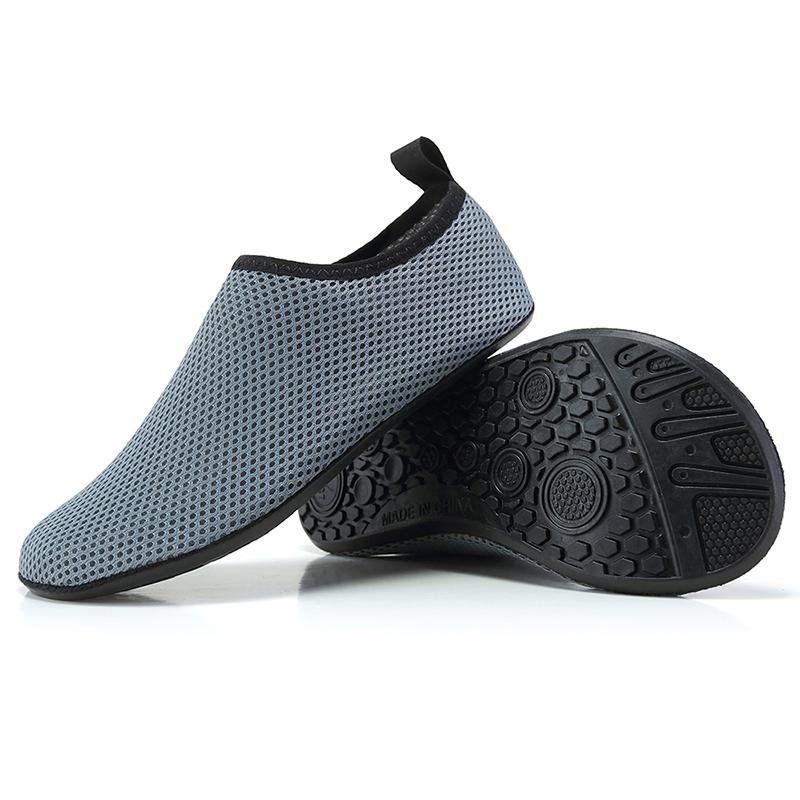 2024 Couple Aqua Shoes Summer Lightweight Men Water Shoes Quick-Drying Women Beach Shoes Soft Anti-Slip Sneakers Free Shipping