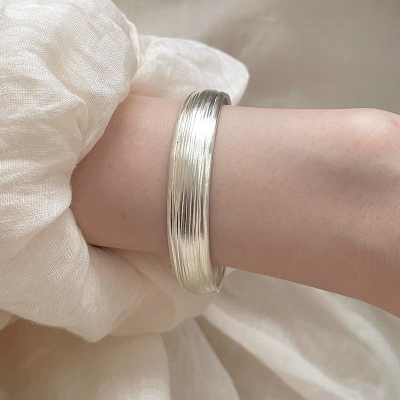 

Classic Design Glossy Matte silver 925 Wide Bracelets for women Light Luxury Simple Stacking Style Bracelet Banquet Jewelry Gift