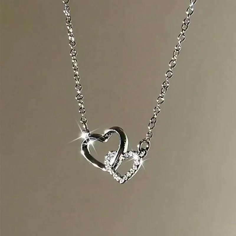 New Fashion Simple Metal Spiral Sun Shaped Hollow Out Pendant Necklace Charm Temperament Clavicle Chain Party Jewelry Gift