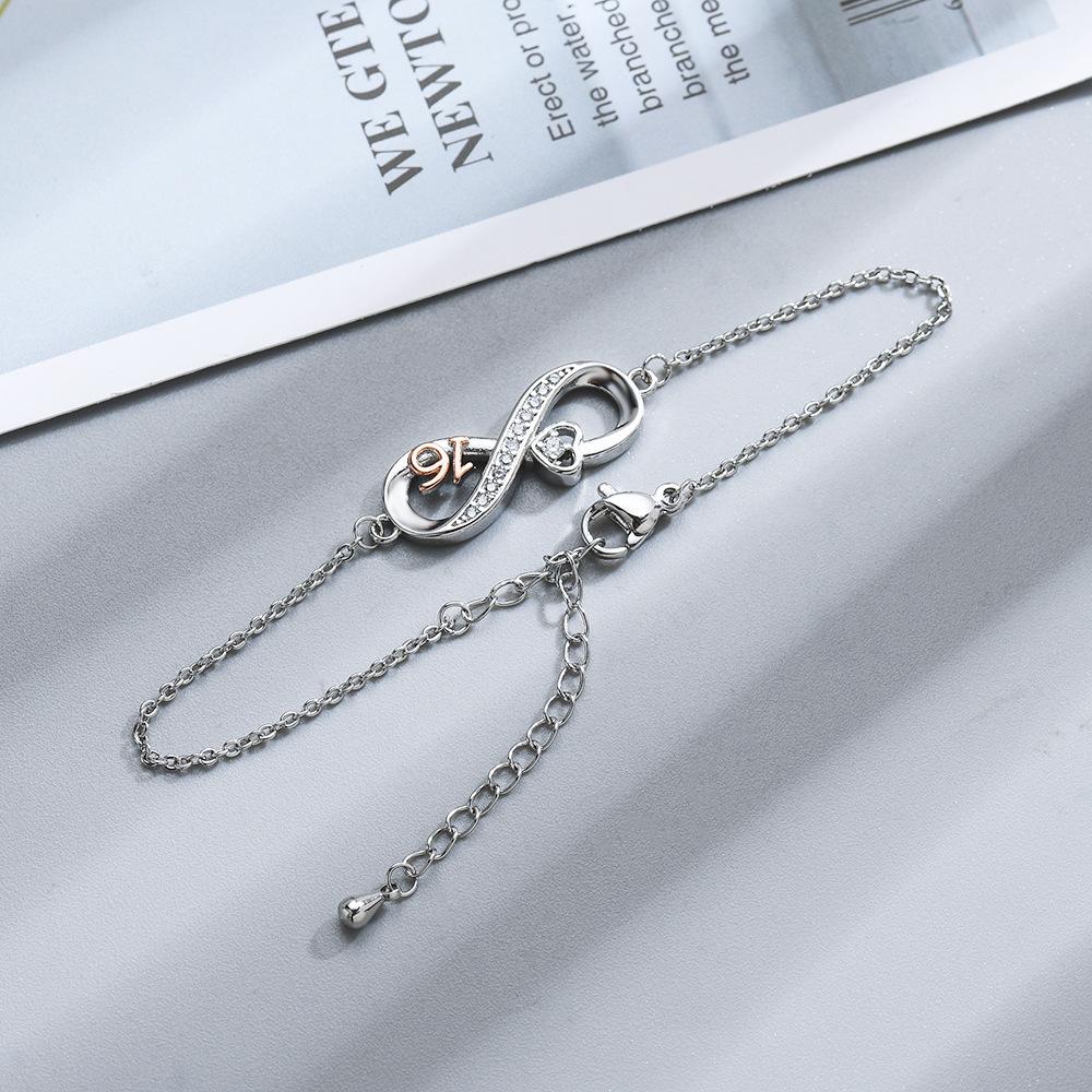 Fashion Minimalist Women Number 8 Bracelet Creative Heart Zircon Inlaid Gold Tone Jewelry Elegant Gift
