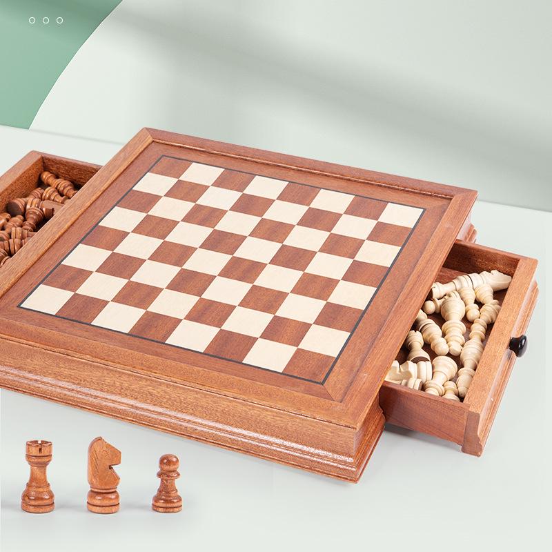 Wooden Magnetic Chess Set: Portable Folding Board Game for Kids & Adults, Perfect for Parent-Child Interaction