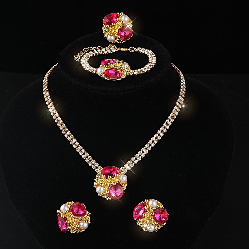 Full Diamond Necklace Earrings Ring Bracelet Four-piece Set Rhinestone Hollow Diamond Collar Bridal Set