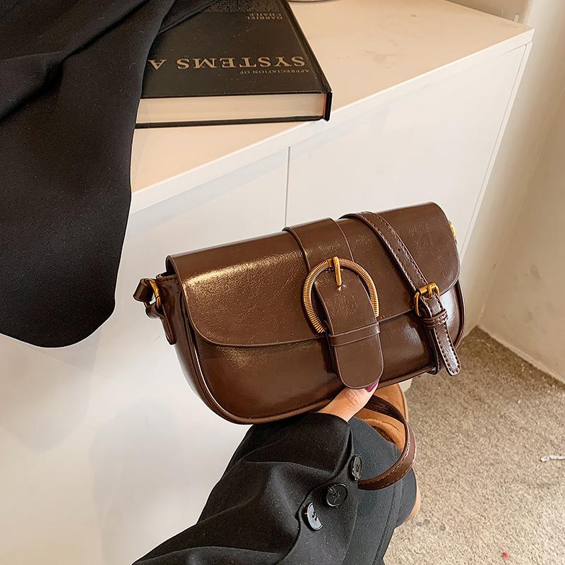 

Ретро маленькая сумка женская осень и зима универсальная новая модная сумка-мессенджер на плечо под мышку для通勤 маленькая квадратная сумка