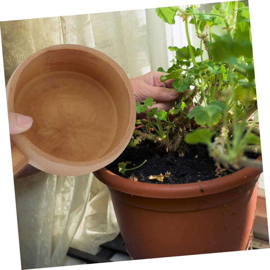 1Pc Bamboo Long Handle Water Ladle Portable Garden Water Scoop for Tea Kitchen and Outdoor Use Chic Design and Material