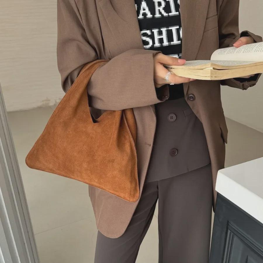 New TR Autumn/Winter Deerskin Cowhide Shoulder Bag, Fashionable Portable Bucket Tote