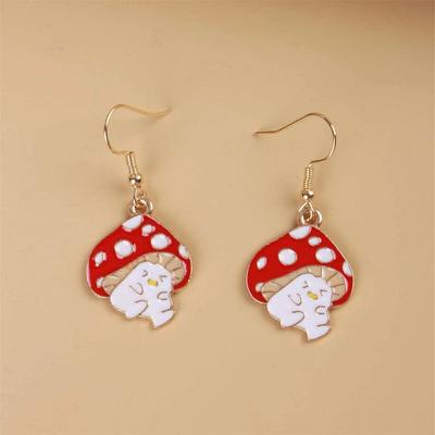 Kreskówkowe Słodkie Grzybki, Różne Wyrazy Akcji, Haczyki na Uszy, Kreatywne Nowe Kolczyki, Modne Zabawne Dodatki