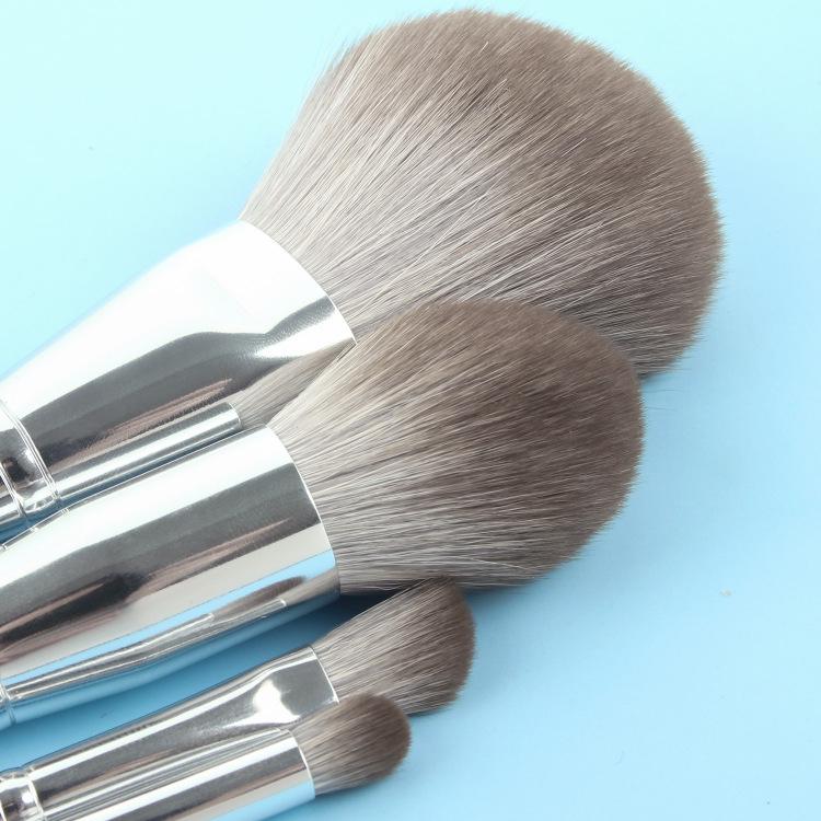 Li Tongxue Co-Branded 14-Piece Makeup Brush Set: Ultra-Soft Bristles for Powder, Eyeshadow, Foundation, Blush, and Highlight.