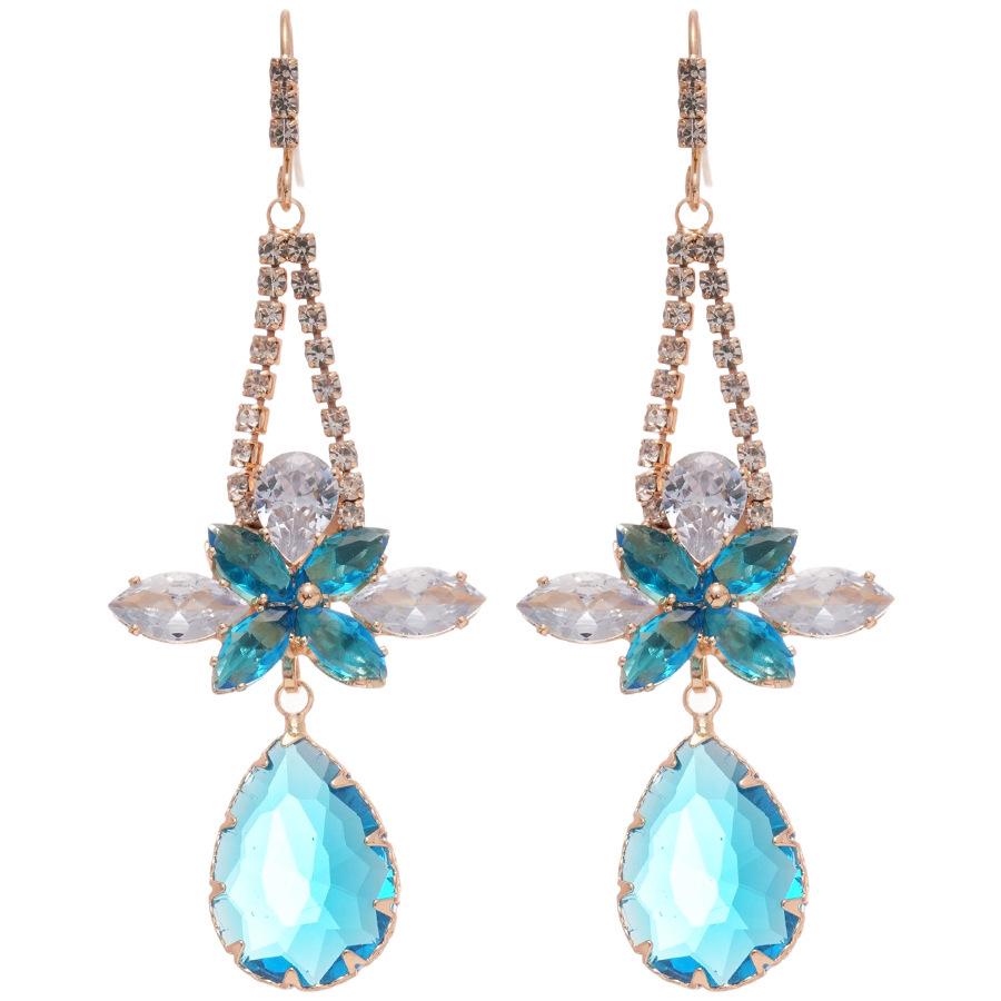 High-End European Style Zirconia Flower Drop Earrings – Luxurious & Unique Fashion Accessory