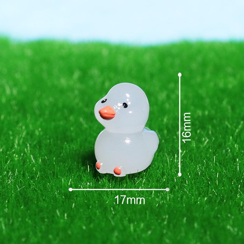 10-300pcs Miniature Resin Ducks Mini Upturned Duck Figures Glow In the Dark Landscape Ornaments For Doll Houses Aquarium Garden