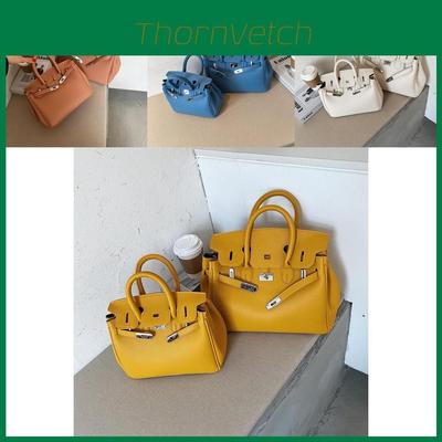 Elegant Large Tote Bag Ideal For Everyday Use With Comfortable Carrying Options