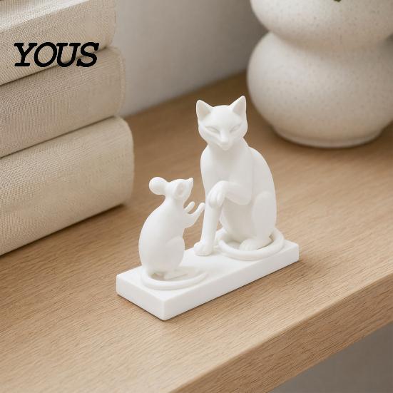 Resistant Decoration 3D Printed Modern Cat & Mouse Sculpture, Minimalist Animal Interaction Desk Decor, Matte Art Room Collectible