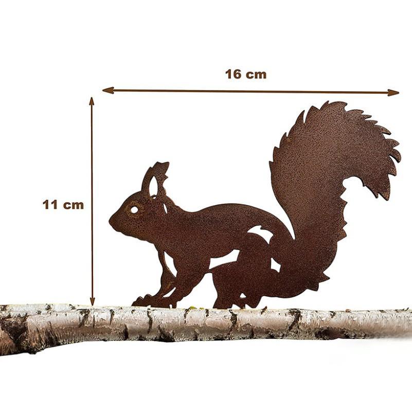 Rusty Metal Bird Silhouette: Retro Garden Tree Ornament