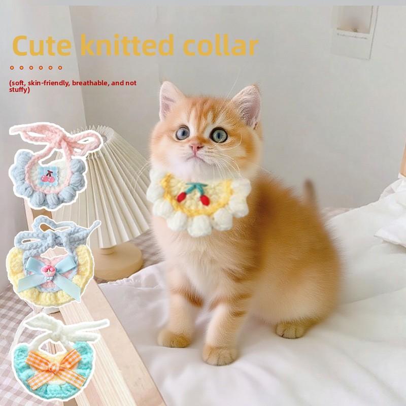 Pet Wet Towel with Cartoonish Cute Cat Pattern, Knitted Collar for Dogs, Dog Bib Wet Towel, Adjustable Elastic Straps