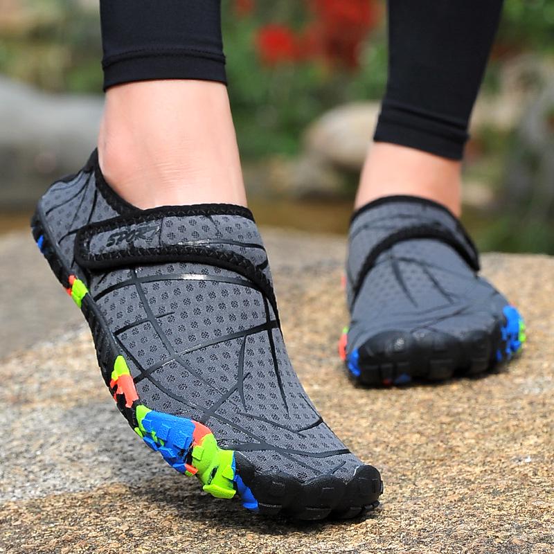 

Unisex Barefoot Five-Finger Shoes for Hiking, Climbing, and Water Sports 46