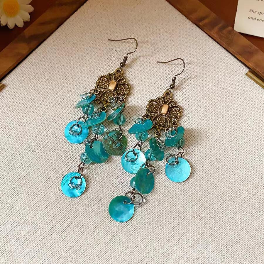 

Exotic Ethnic Style Gorgeous Shell Fringed Earrings Bohemian Retro Exaggerated Temperament Vacation Style Stud Earrings
