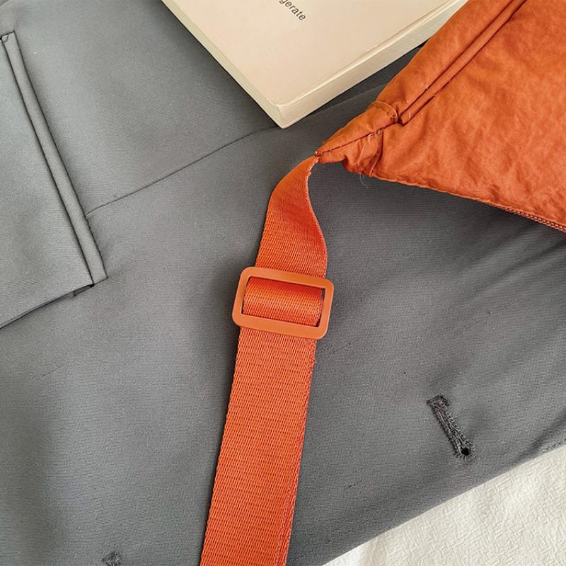 Borsa a tracolla da donna in nylon, borse a spalla piccole, portafogli vintage per ragazze, borse a mano, borsa leggera da spalla/ascella, borsa a mano a forma di raviolo