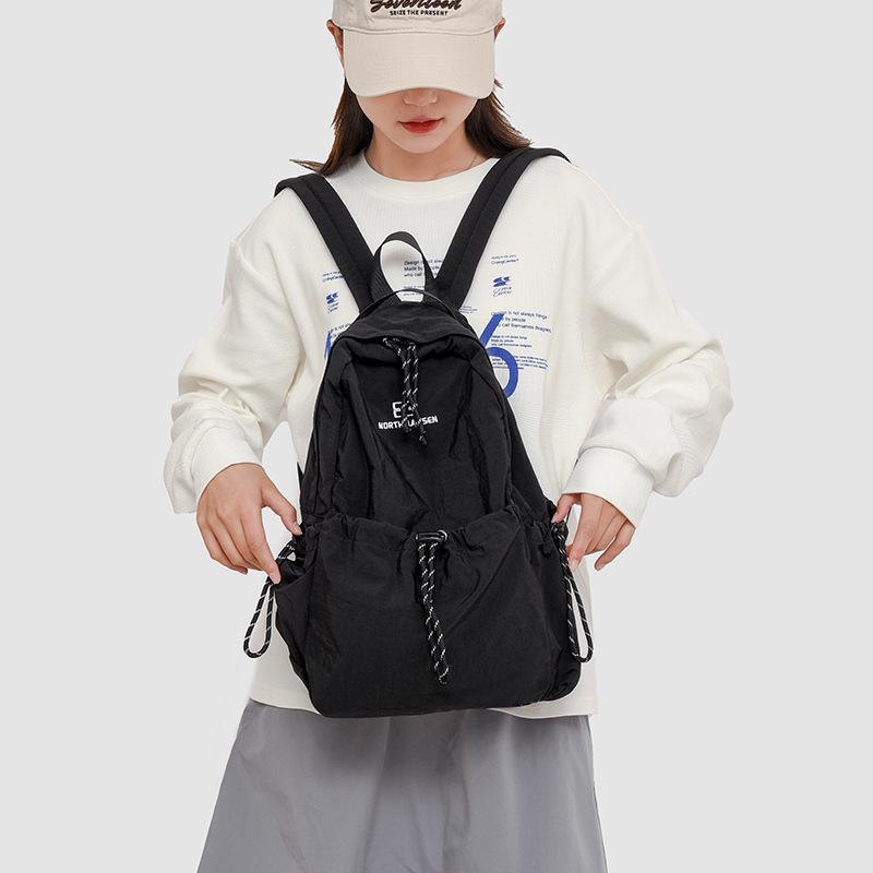 Mångsidig Lättviktsryggsäck i Koreansk Stil för Studenter med Dragsko