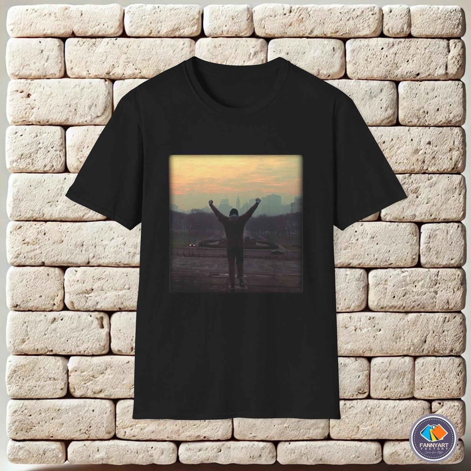 Rocky Steps Pose Philadelphia Skyline Unisex T-Shirt L