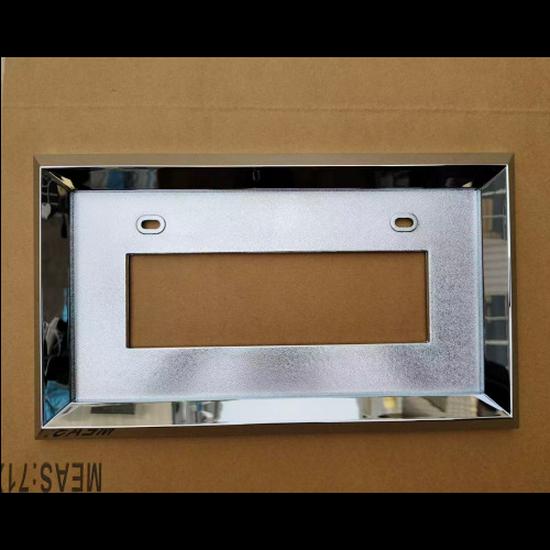 2008 ISUZU 700P NPR Truck License Plate Frame