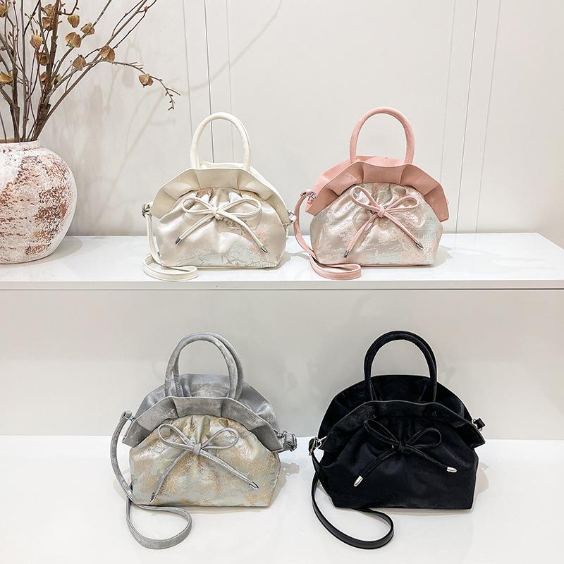 Women's Bag Summer 2025 New Fashion Pleated Handbag Literary National Style Women's Versatile Messenger Shell Bag