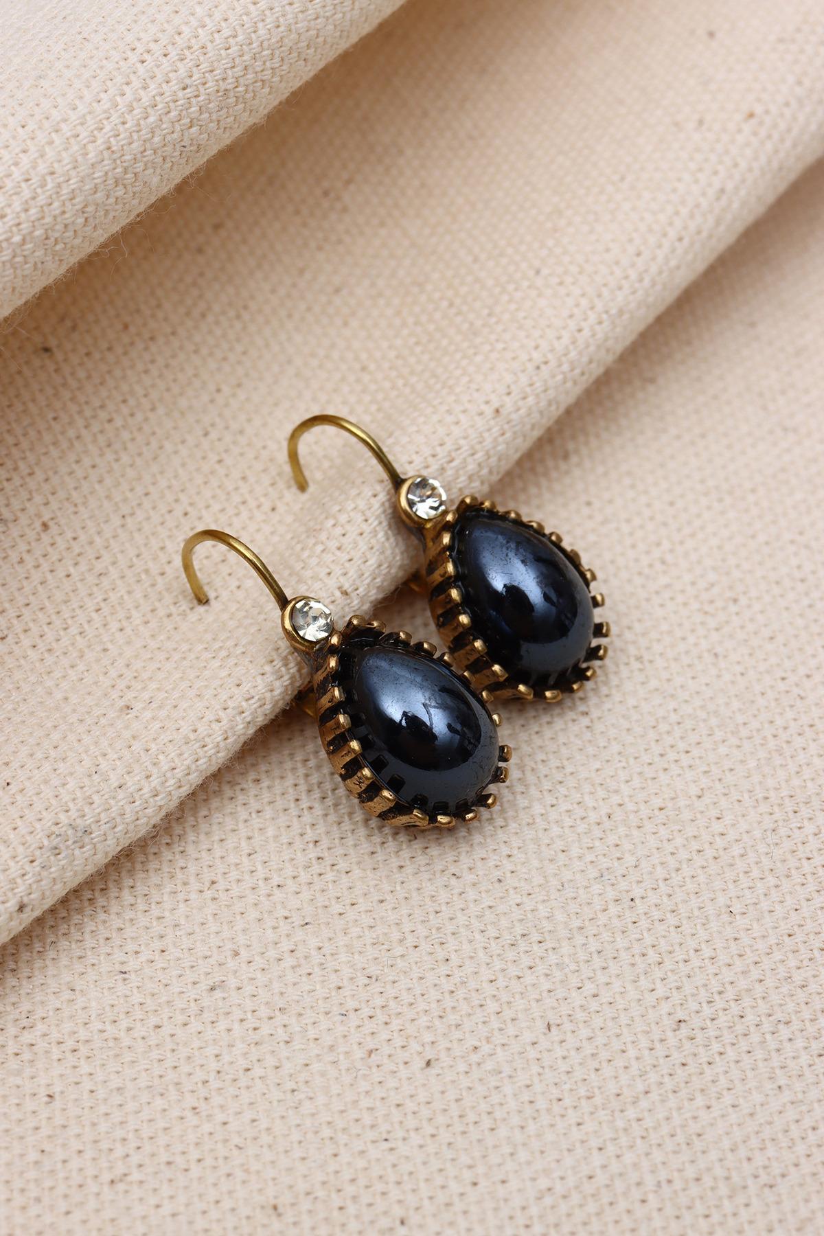 

Аутентичные серьги-капли большого размера с антрацитовым камнем