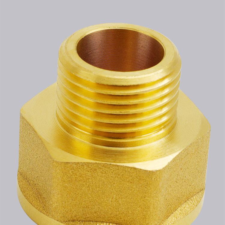 Copper Reducing Coupling and Tee Reducer Elbow, Female To Male Thread, 4 To 6 Points Conversion.