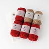 Raw Wool Knitting Kit Flower Circle #5-4 (Red)