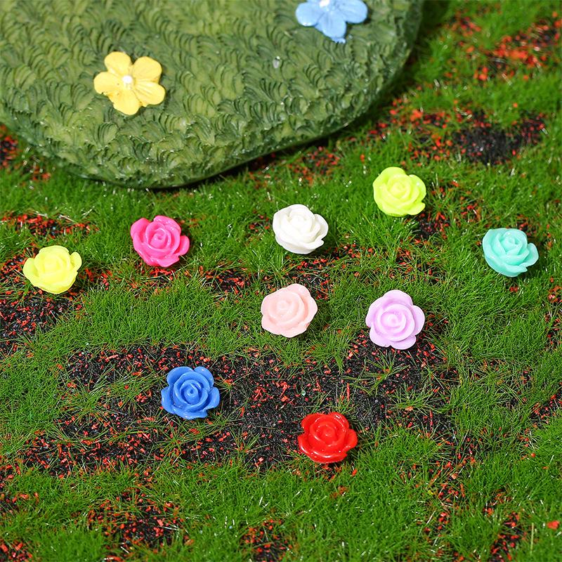 Miniature Cross-border Landscape Decorations: Tree Ornaments with Small Flowers & Mushrooms for DIY Gardening