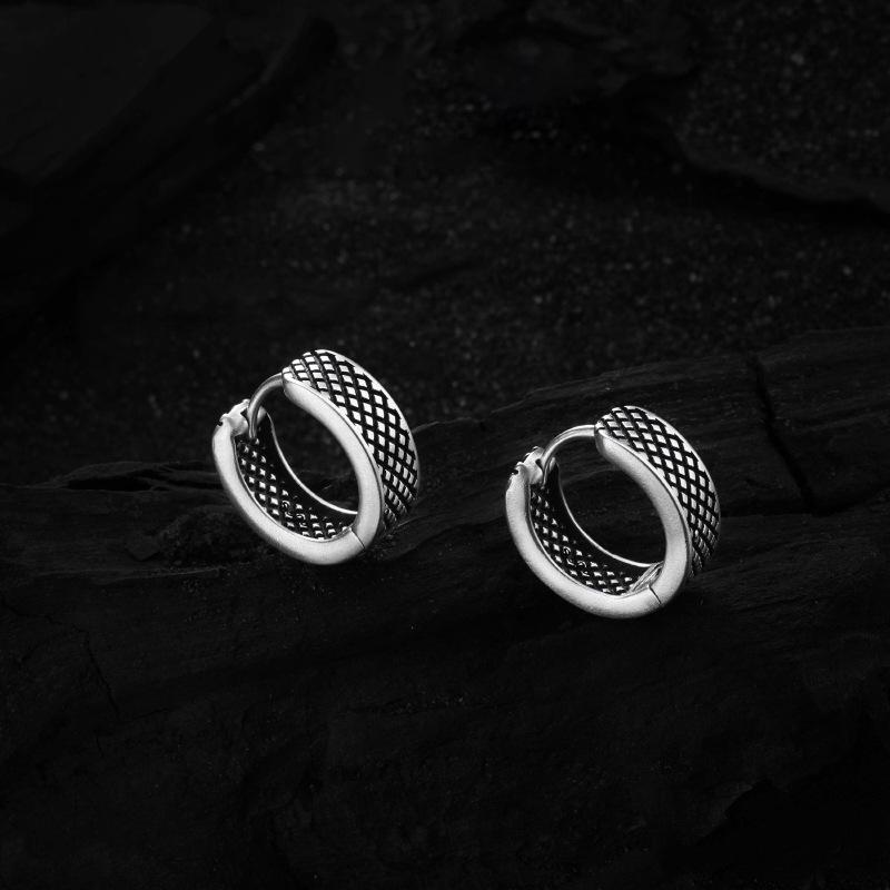 Female Fashion Do Old Hundred with A Sense of High-grade Pure Earrings Affordable Dainty Earrings Daily Wear Niche Retro Heavy Mesh Pattern Earrings