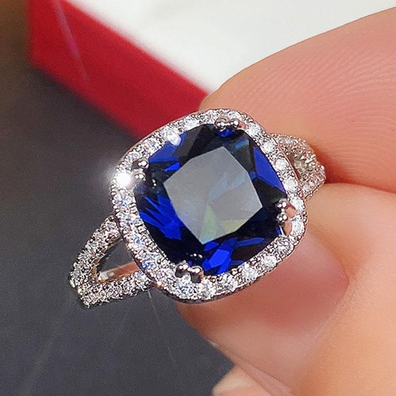 Bague de mariage en zircone cubique bleue pour femmes, bague de tempérament élégante, scintillante, nouveau design, bijoux de fête à la mode