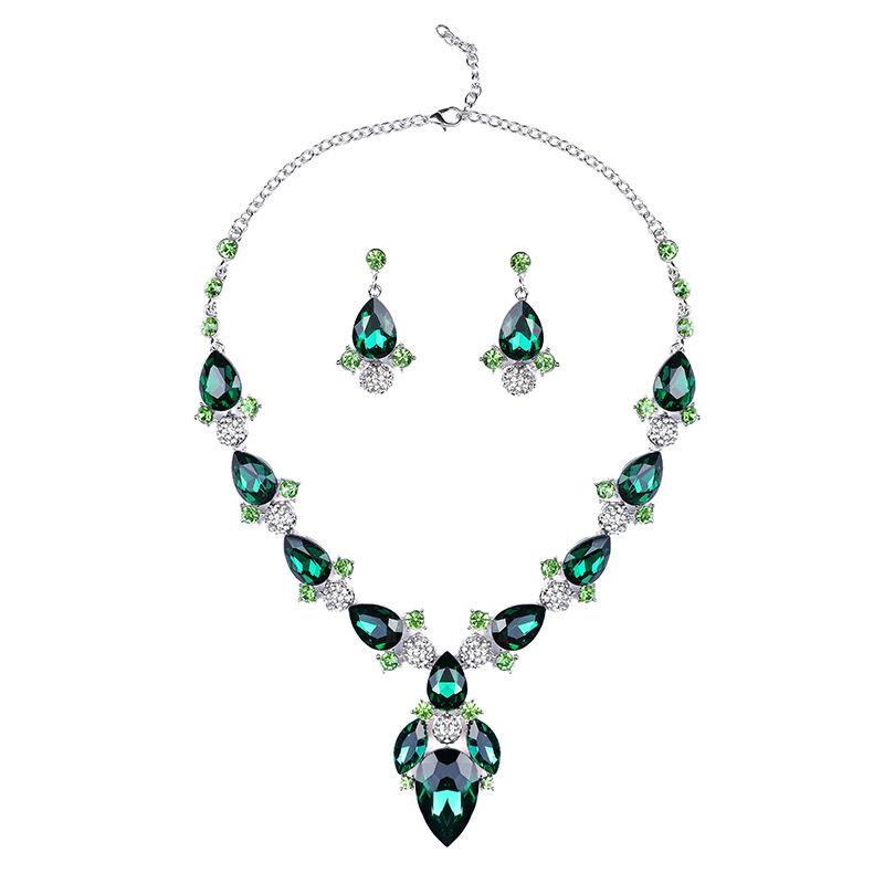 Set Exaggerated Crystal Necklace Earrings Two-Piece Set Alloy Electroplating Jewelry Accessories