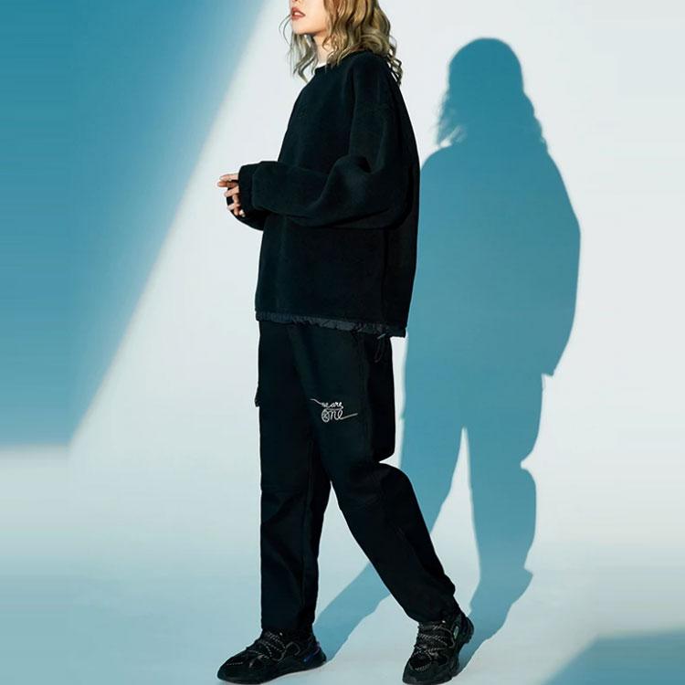 Li Ning X Artist DFT Wade Series Zábavný Vzor Volná Fleecová Teplá Mikina s Kulatým Výstřihem Unisex mikina Černá AWDRE75-1