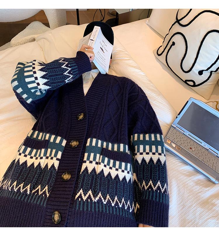 Korean-Style Thick Knitted Sweater: Casual Autumn/Winter Cardigan for Men & Couples