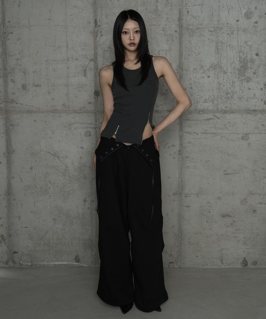 ETRE AU SOMMET Unbal Panel Open Zipper Point Sleeve (Dark Gray)