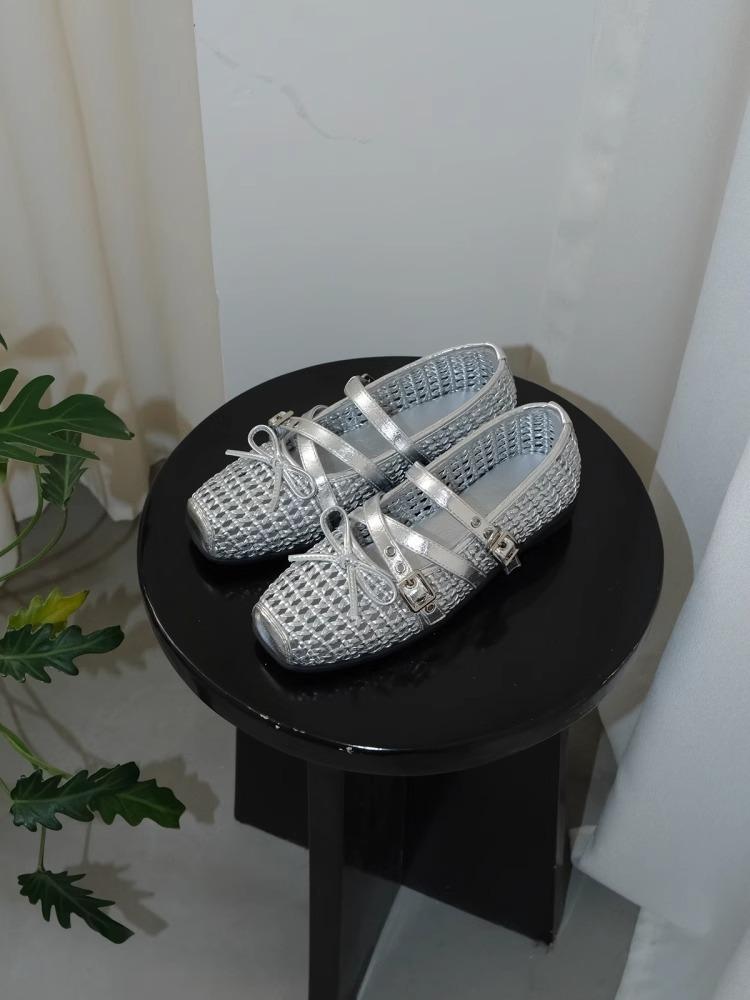 

Spot~ Women s shoes 2025 spring and summer single shoes woven lambskin round head double one-word strap flat Mary Jane single shoes 34