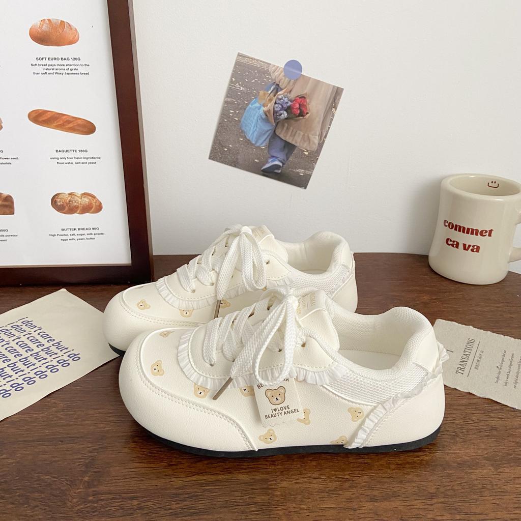 2025 Summer New Bear Versatile Little White Shoes Female Ins Tide Student Flat Casual Sports Moral Training Board Shoes Autumn