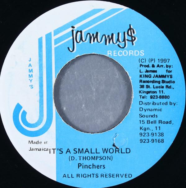 

Зажим для 7-дюймовых пластинок Its A Small World NONE Jammys Records 1997 Ямайка Регги Ска Даб Б/У