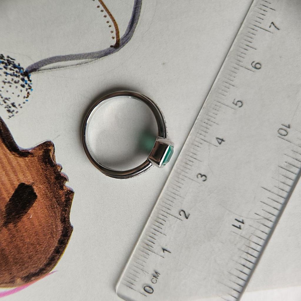 Silver Ring with Natural Agate 1.087ct, Item Weight 2.71 Gr (2196310)