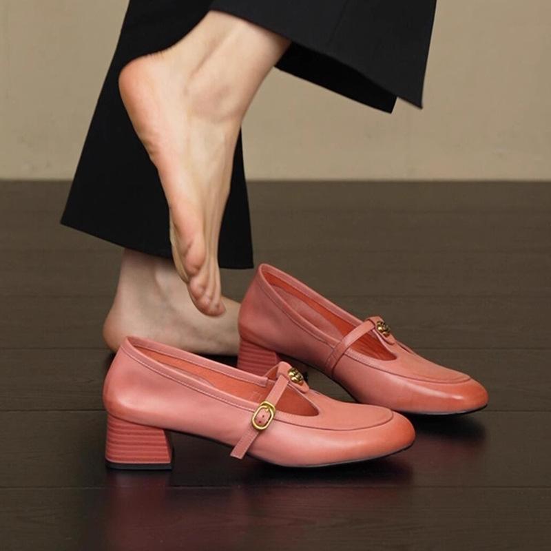 Soft leather shoes women's retro Mary Jane shoes small leather shoes new T-button pink single shoes light mouth women's shoes