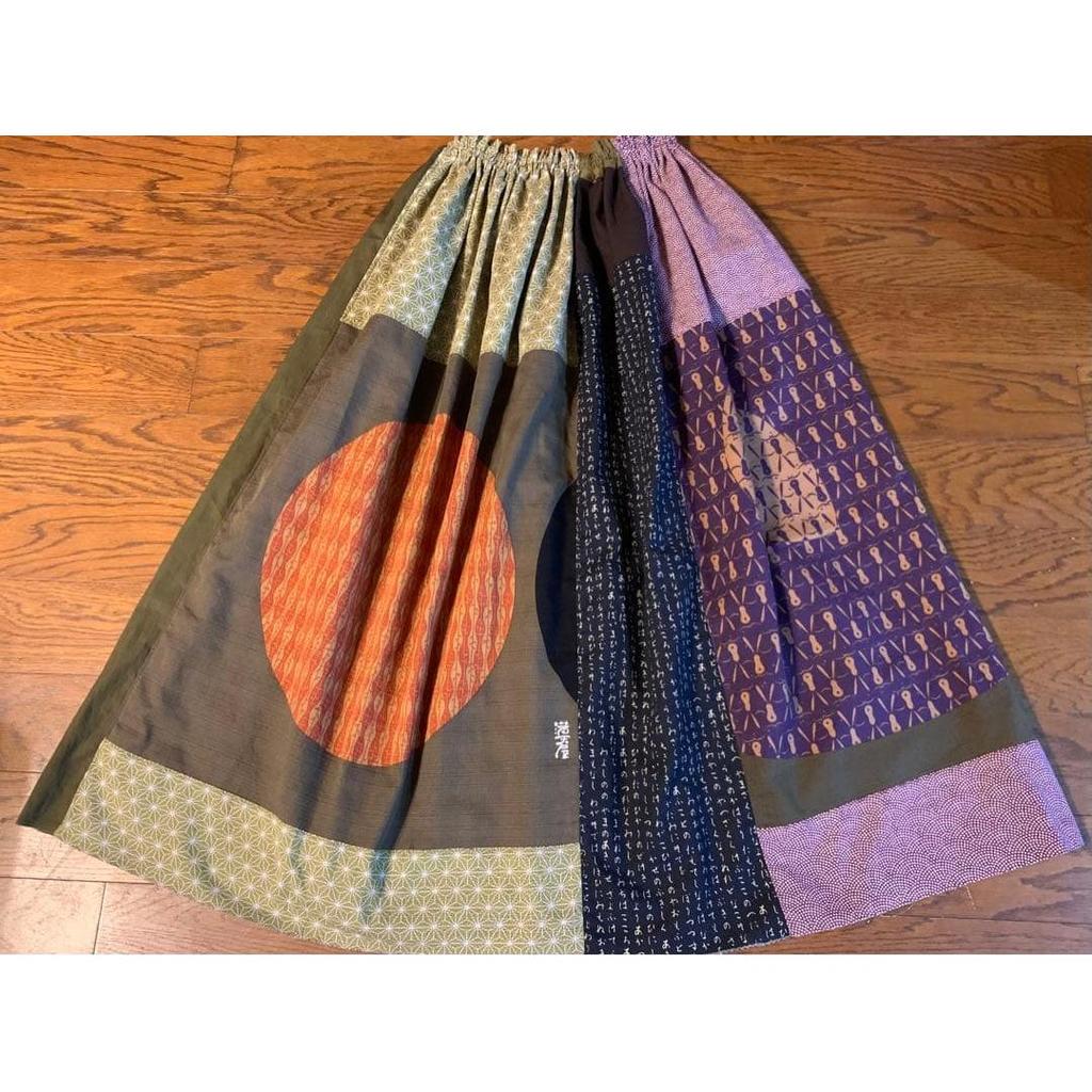 Used Sun and moon skirt 231