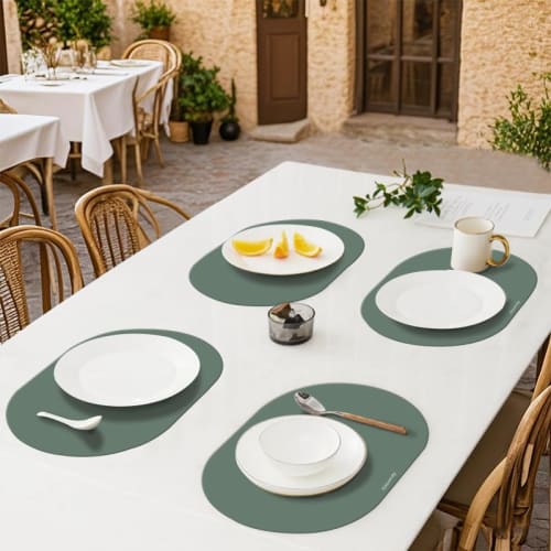 Set of 4 Silicone Placemats, Heat-Resistant and Easy-to-Clean Dining Table Placemats, Non-Slip Silicone Placemats for Dining Tables, Oval, 16.9" X 11.