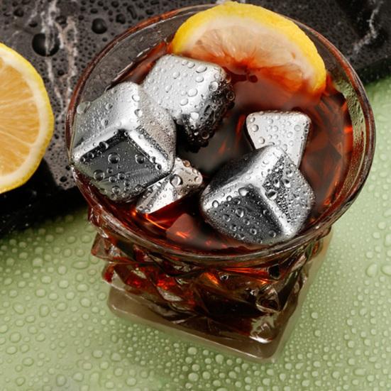 Stainless Steel Ice Cubes Set with Clips Reusable Drink Chillers Quick Freezing Metal Whiskey Chilling Stones for Beer Cocktails