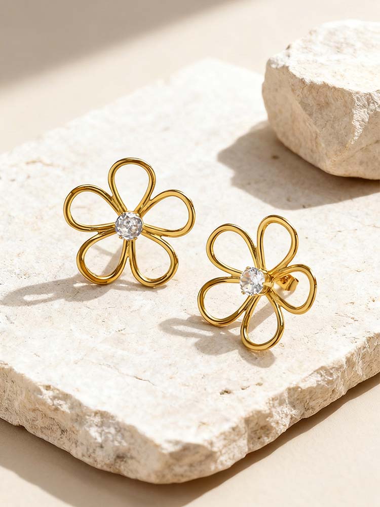 1 Pair Minimalist Hollow Flower Stud Earrings,Women's Stainless Steel Flora Earrings,New Trendy Aesthetic Jewelry Hypoallergenic