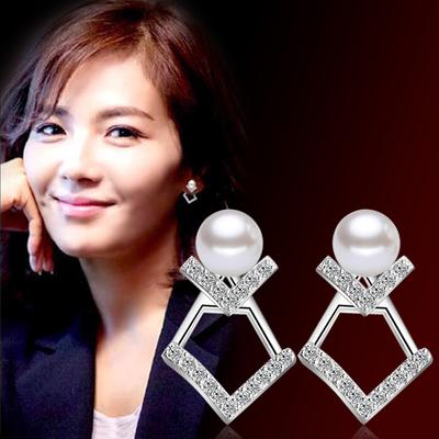 Womens Korean Fashion Anti-allergy 925 Silver Plated Simple Zircon Crystal V-shaped Pearl Stud Earrings Female Two Wearing Methods Ear Jewelry Gifts