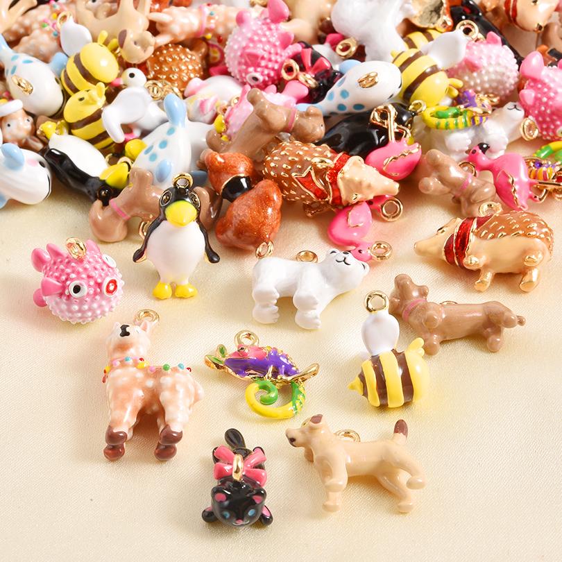 1pcs Fashion Girl Pendant Kawaii Animal Polar Bear Cat Charms For Jewelry Making Bracelets Keychains y2k Style Oil Drip Pendants