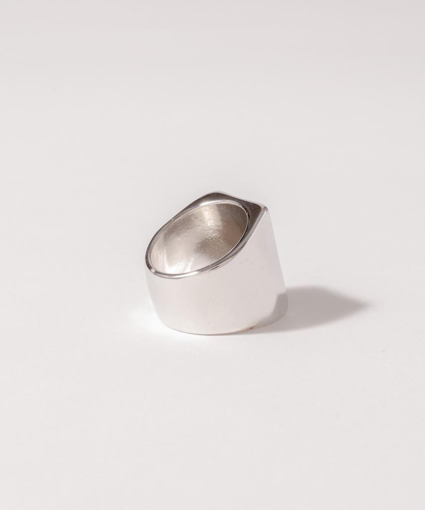 Novice Tokyo Rectangle Volume Ring / Silver