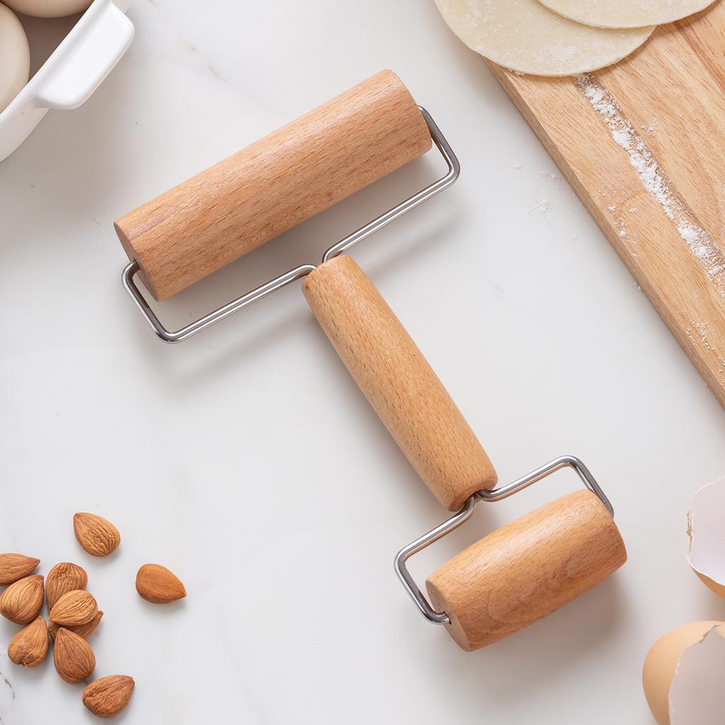 Rolling Pin Pastry and Pizza Baker Roller Wooden Baking Crush Nuts Crackers Cookies Kitchen Utensils