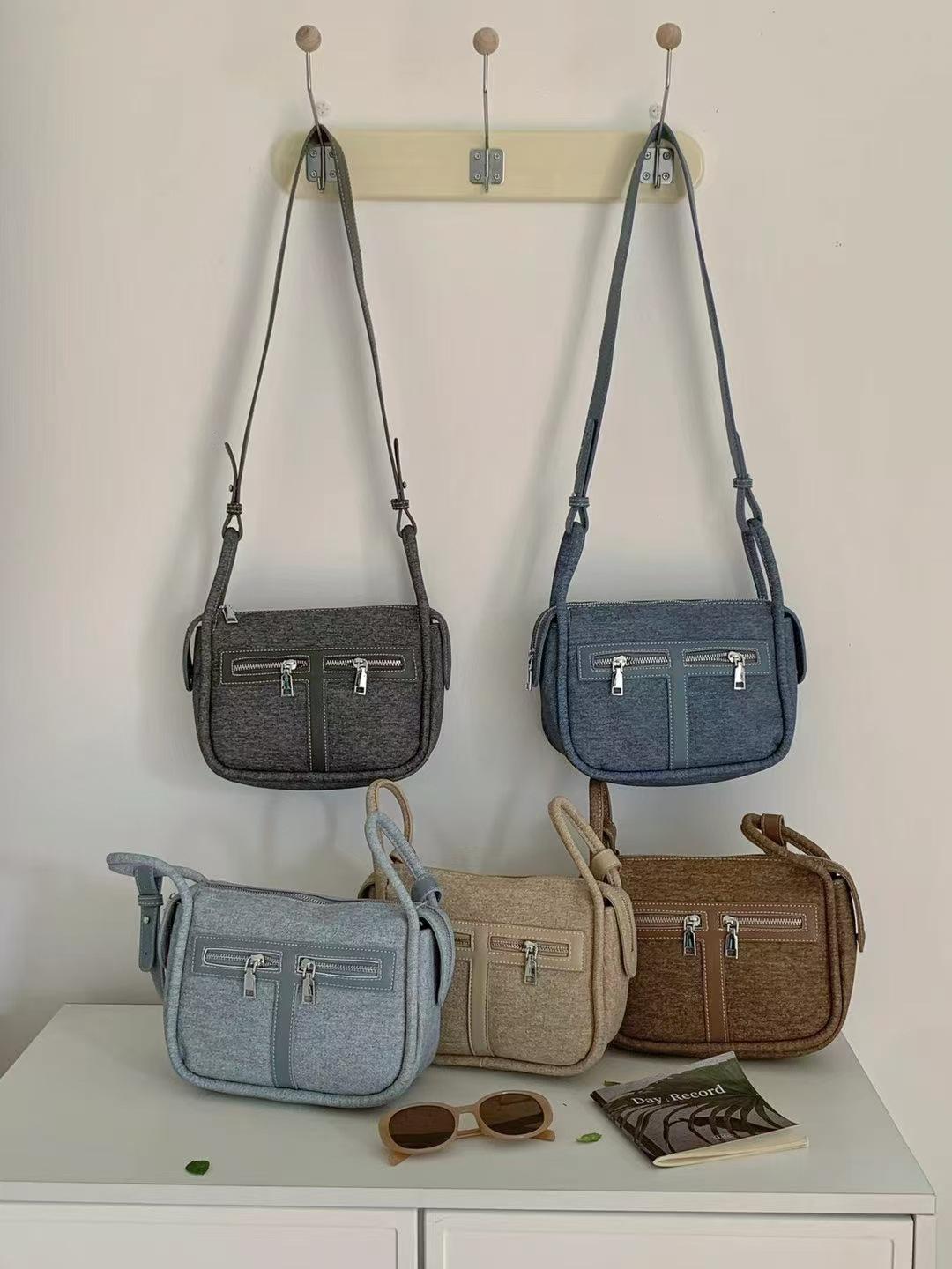 

Soft leather niche light luxury women s bags New trendy horseshoe bags Large capacity shoulder crossbody bucket bags коричневый