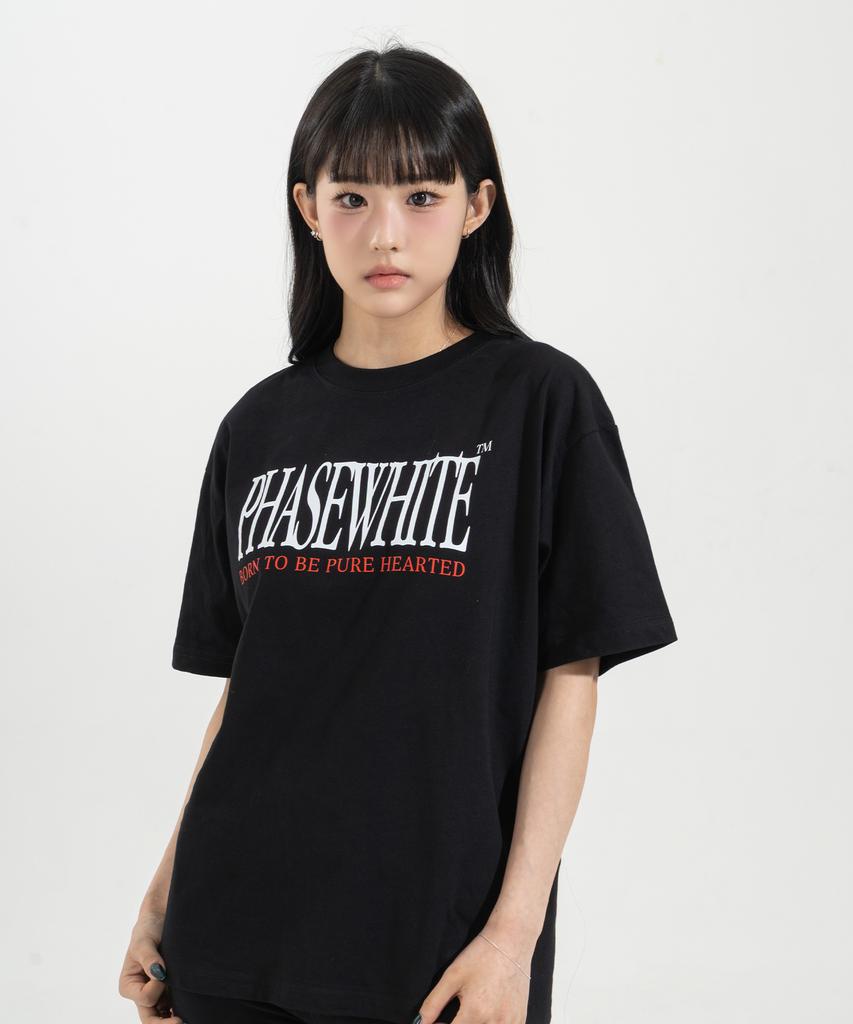 Peijeuhwaiteu [Phase_3] Slogan Logo Tee_Black / 8802026-St14